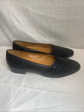 Calico Black Leather Slip-On Loafers - Classic Comfort Women's Size 8.5M